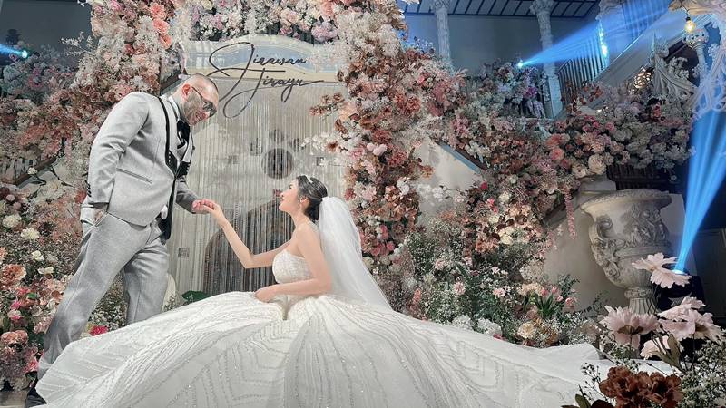 เก่ง ลายพราง, น้องจอย