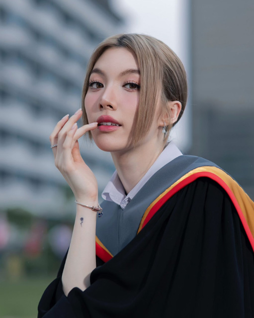 ส่องภาพอดีต-ปัจจุบัน ออม กรณ์นภัส นางเอกหน้าหมวย ยิ่งโตยิ่งสวย ออร่าพุ่งแรง