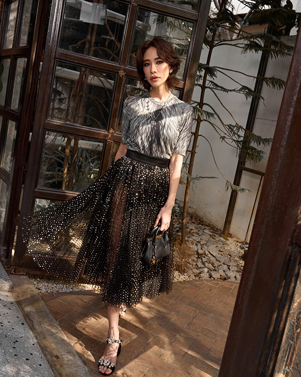 พลอย เฌอมาลย์