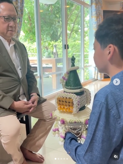 ตั๊ก บงกช ปลื้มใจ น้องข้าวหอม กราบลาพ่อแม่ เตรียมบวชสามเณร