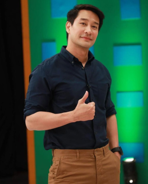 ดาราชายไทย