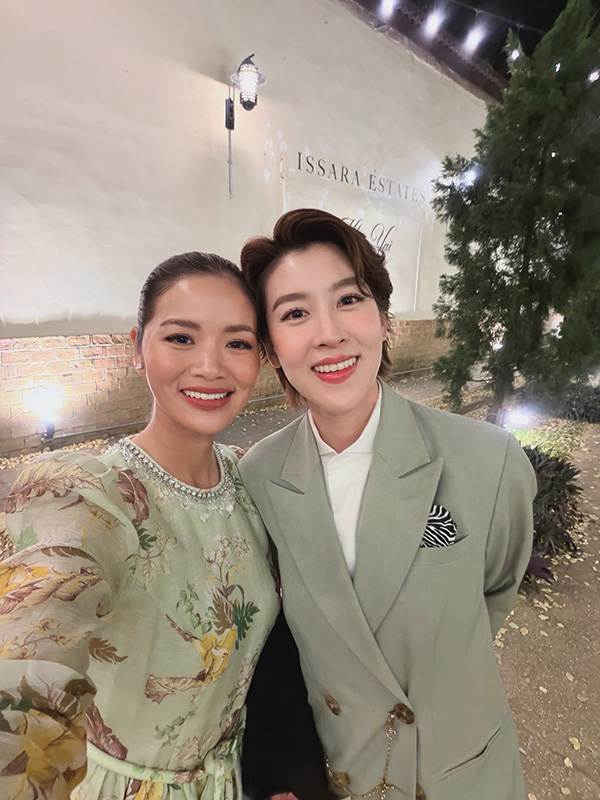 เชียร์ ฑิฆัมพร