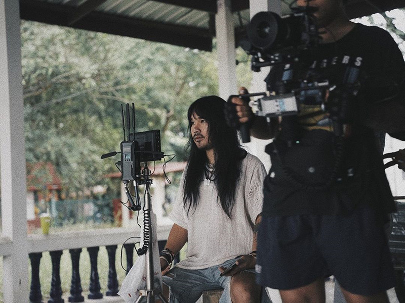  ต้องเต ผู้กำกับ สัปเหร่อ 