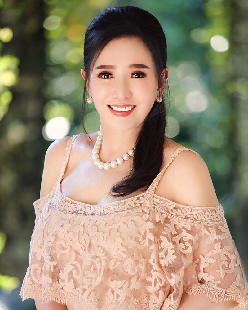 ปุ๊ก อาภัสรา หงสกุล