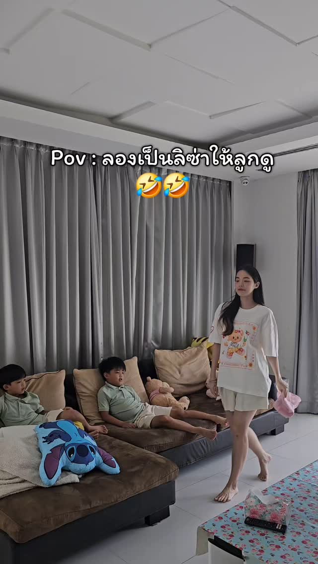 บัว สโรชา - น้องวายุและน้องวาตะ