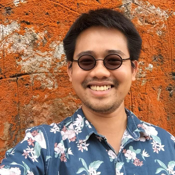 วันเฉลิม สัตย์ศักดิ์สิทธิ์ 