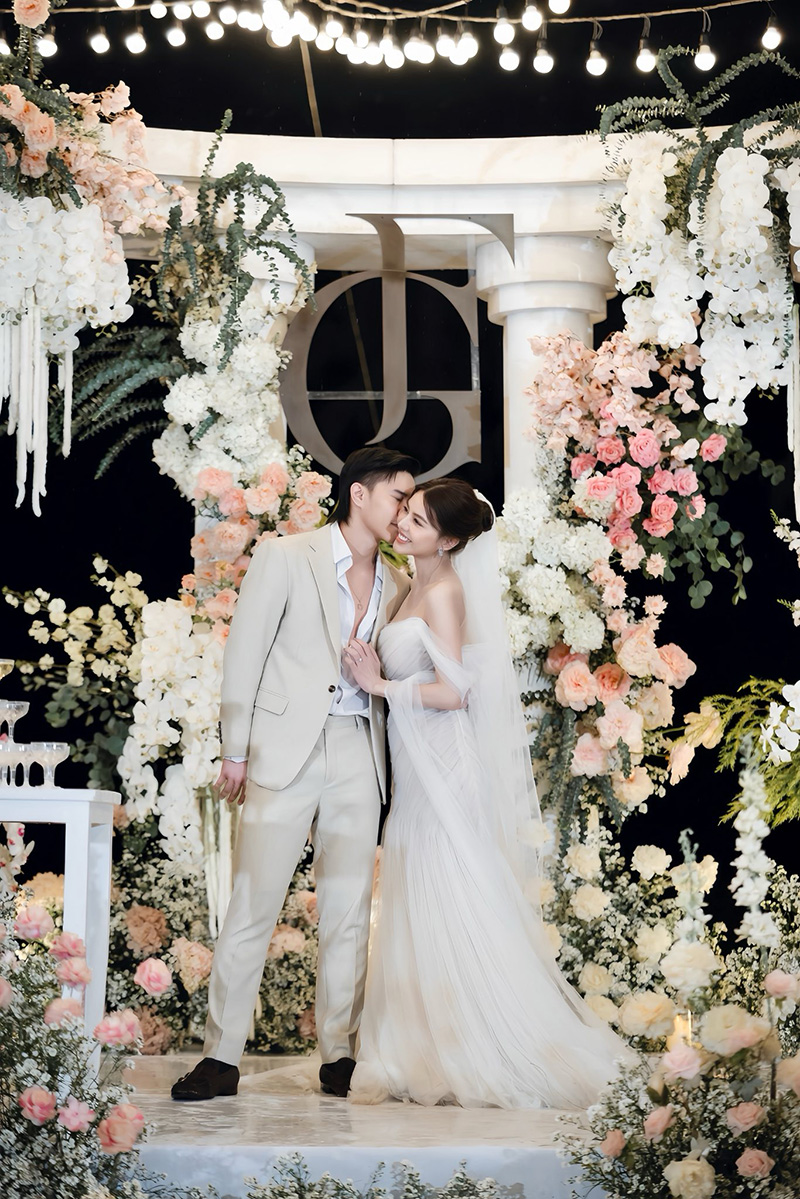 ตะวันฉาย เปิดตัวลูกชาย ฉลองแต่งงานกับภรรยา ฟีม สาวิตา