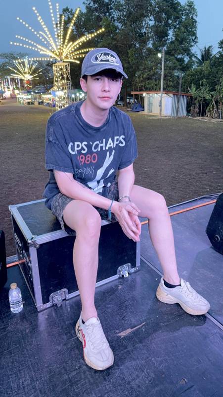 ขนม ศศิกานต์ ครูเต้ย อภิวัฒน์