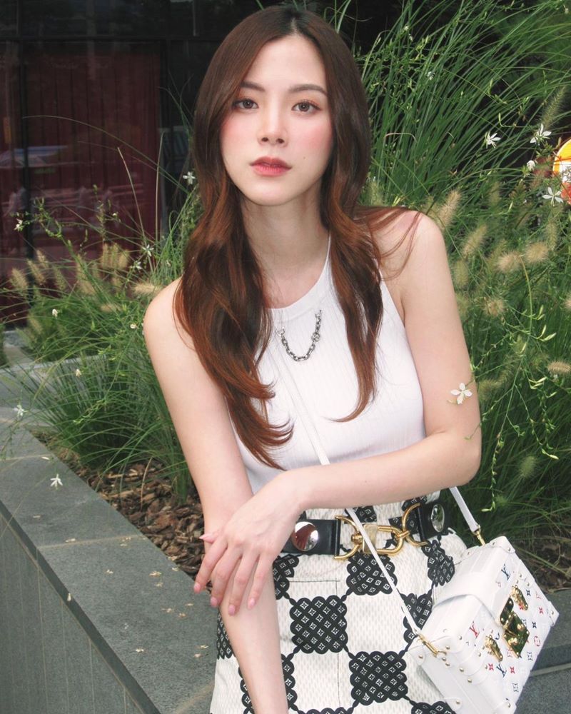 ใบเฟิร์น พิมพ์ชนก