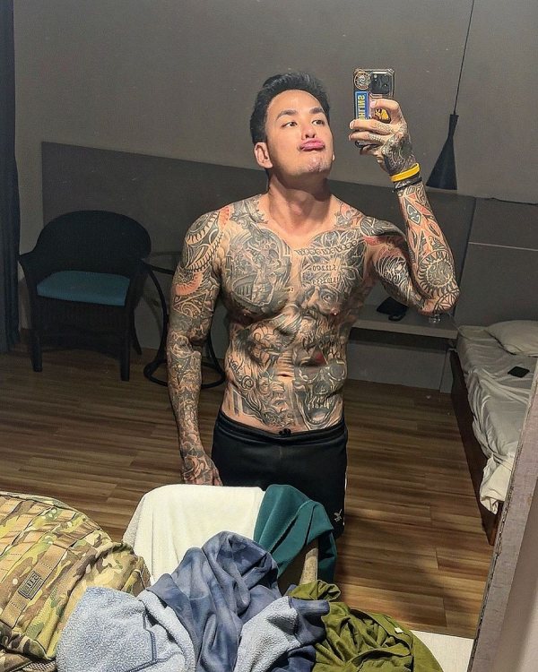 รอยสัก แทค ภรัณยู