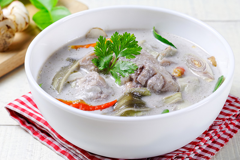 ต้มข่าไก่ใส่หัวปลี รวมสูตรต้มข่าไก่ เมนูไก่ ต้มข่า สูตรอาหาร