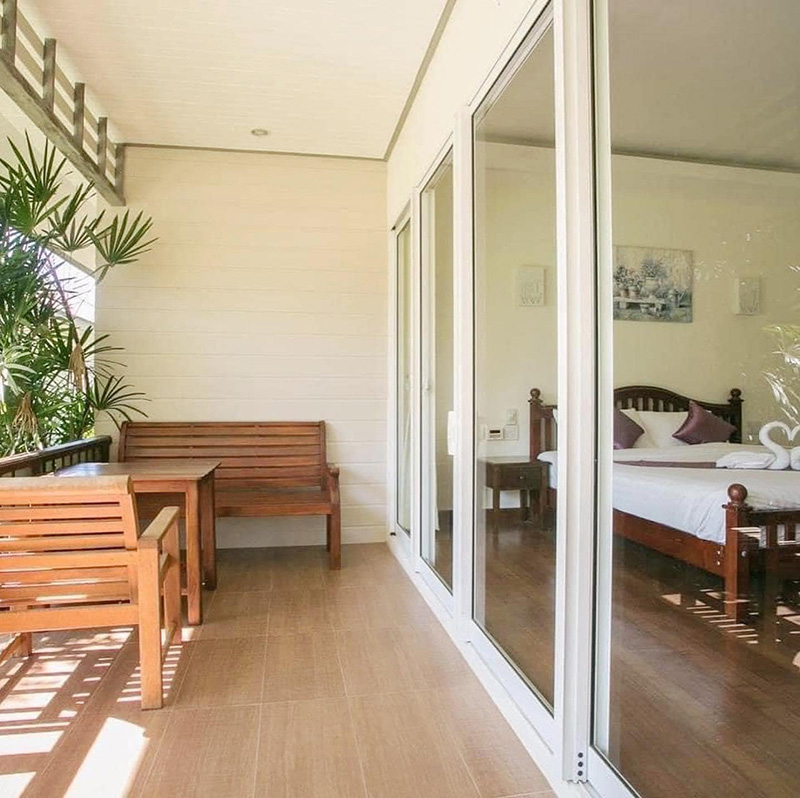 Nisasiri Boutique Resort ที่พักหาดแหลมสิงห์