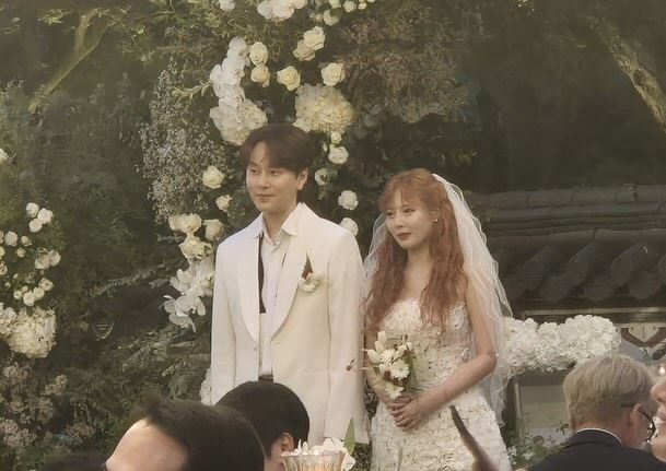 ฮยอนอา จุนฮยอง แต่งงาน