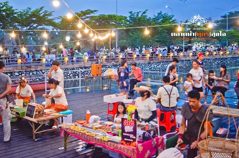 ตลาดน้ำสุขใจ วัดเหนือ