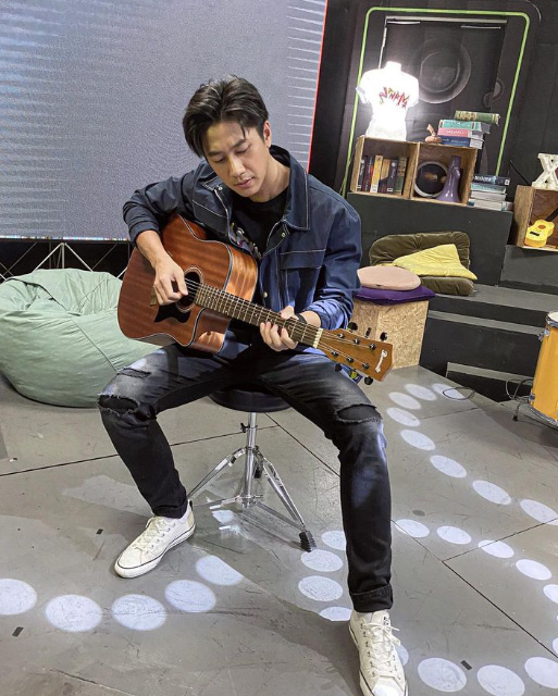 แจม รชตะ
