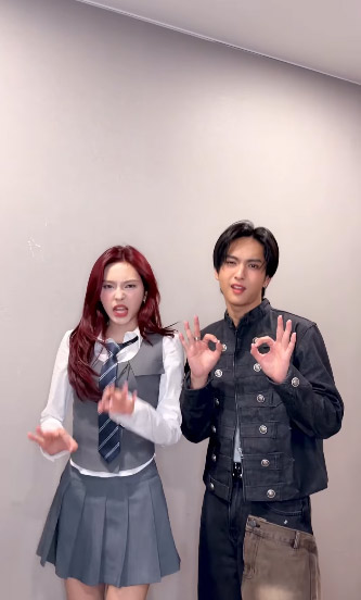 คอปเปอร์ BUS ชิกิต้า BABYMONSTER