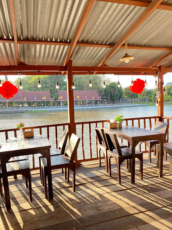 954 cafe สุพรรณบุรี