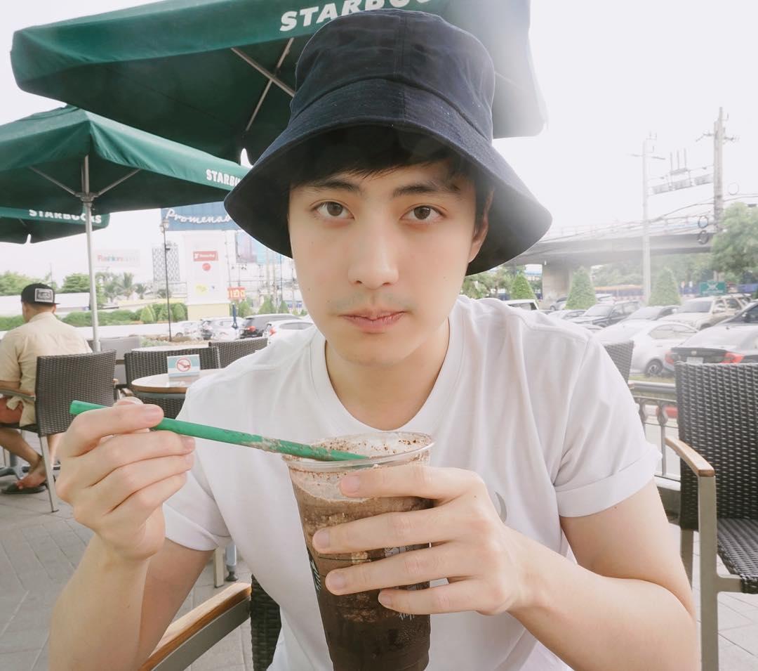 ครูหล่อ
