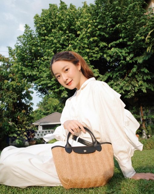 แฟชั่นชุดขาว