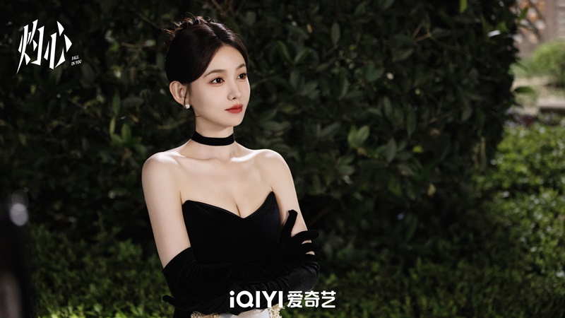 ดวงใจที่แผดเผา เรื่องย่อ Fall in You ซีรี่ย์จีน