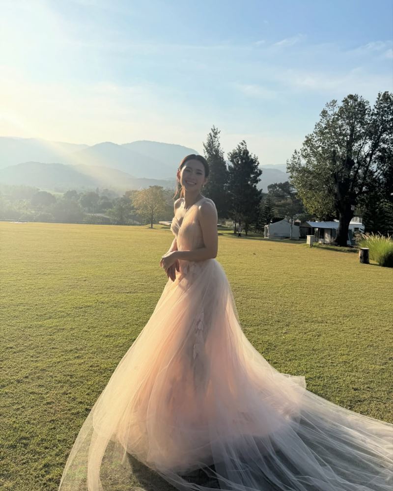 เต้ย จรินทร์พร งานแต่ง เจมส์จิ-โฟม  