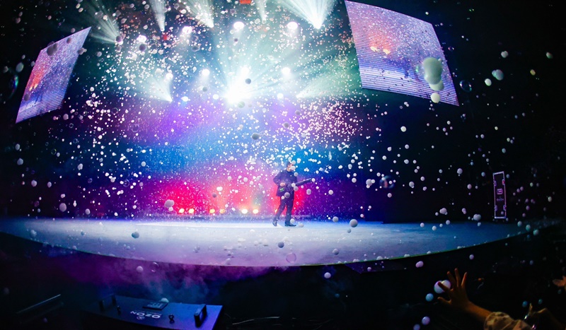 Gazillion Bubble Show โชว์ฟองสบู่