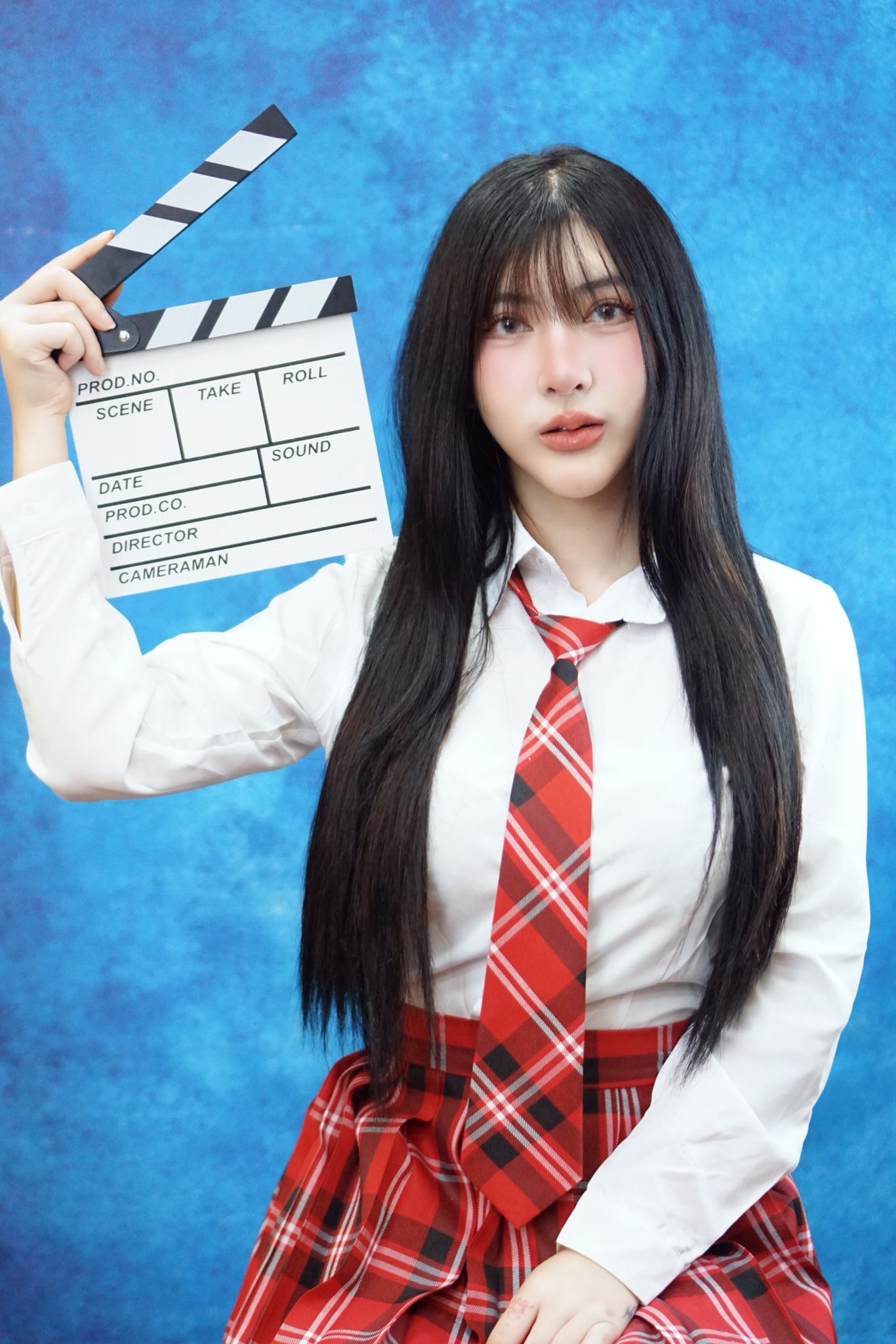 จี๊ดจ๊าด ศจีรา
