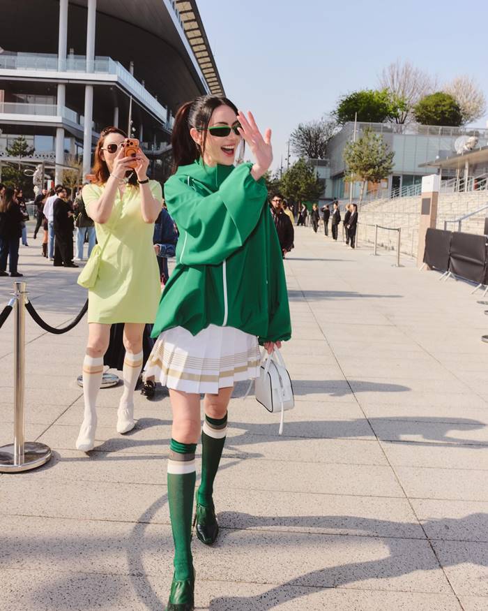 ใหม่ ดาวิกา