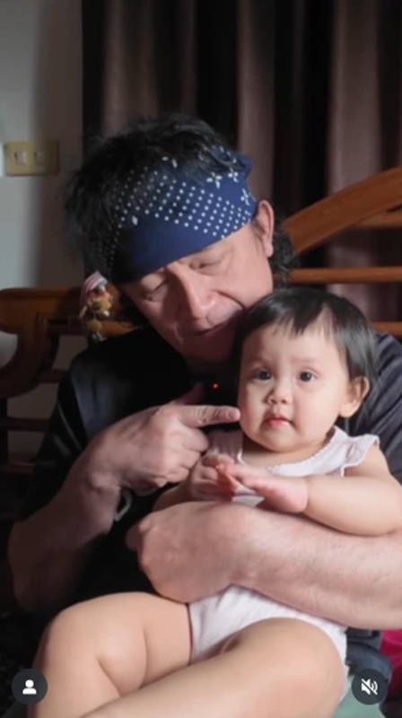 เมรี คำภีร์ ลูกสาวปู พงษ์สิทธิ์ ฟาดคนแซะแรงลูกสาวเป็นดาวน์ซินโดรม 