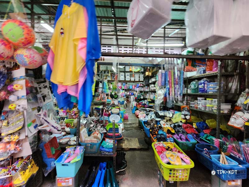 กาดต้นพยอม