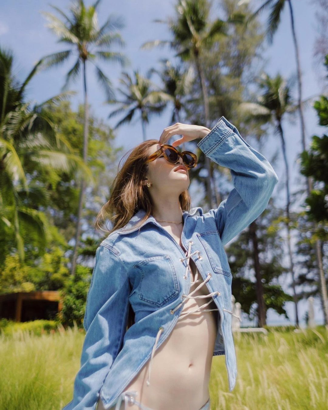 ดาราชุดว่ายน้ำ