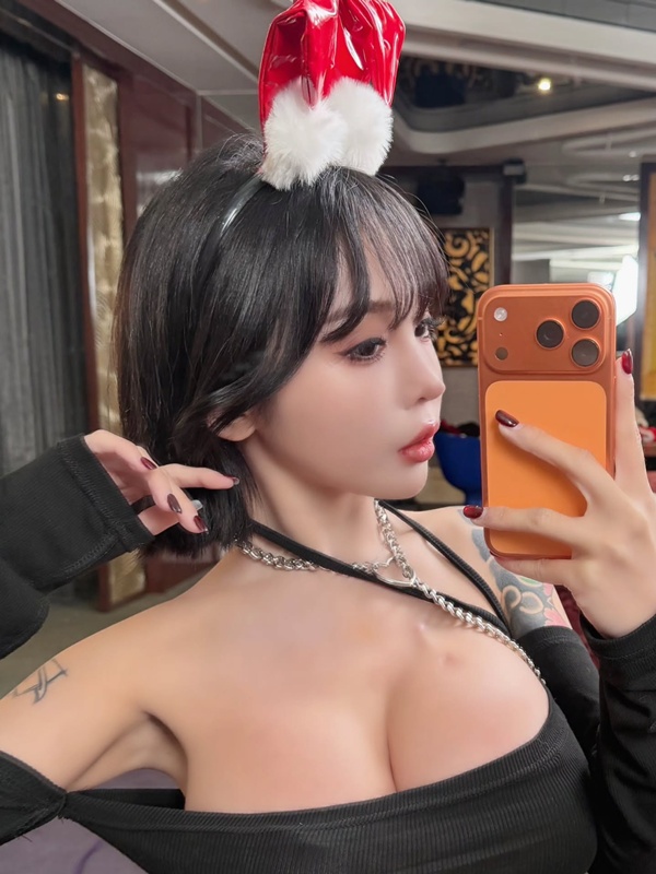 Sakura Soh ดีเจสาว ได้เป็นนางเอก AV