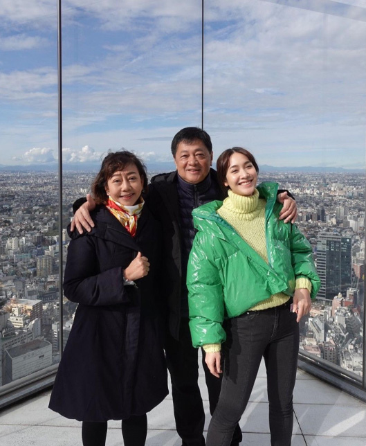 รู้จัก คุณพ่อของ มิน พีชญา นักธุรกิจรายใหญ่ กับเส้นทางธุรกิจร้อยล้าน