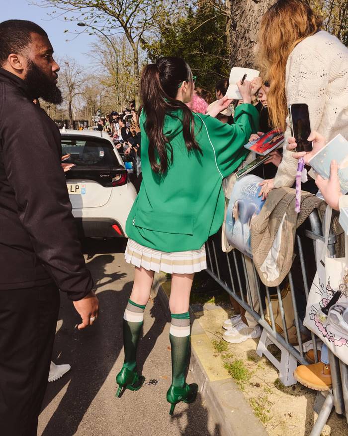 ใหม่ ดาวิกา