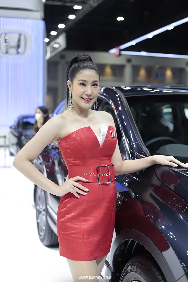 พริตตี้มอเตอร์โชว์ 2021