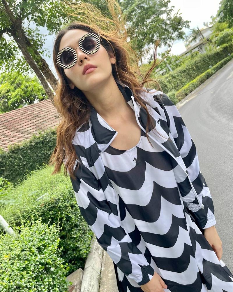 ชมพู่ อารยา