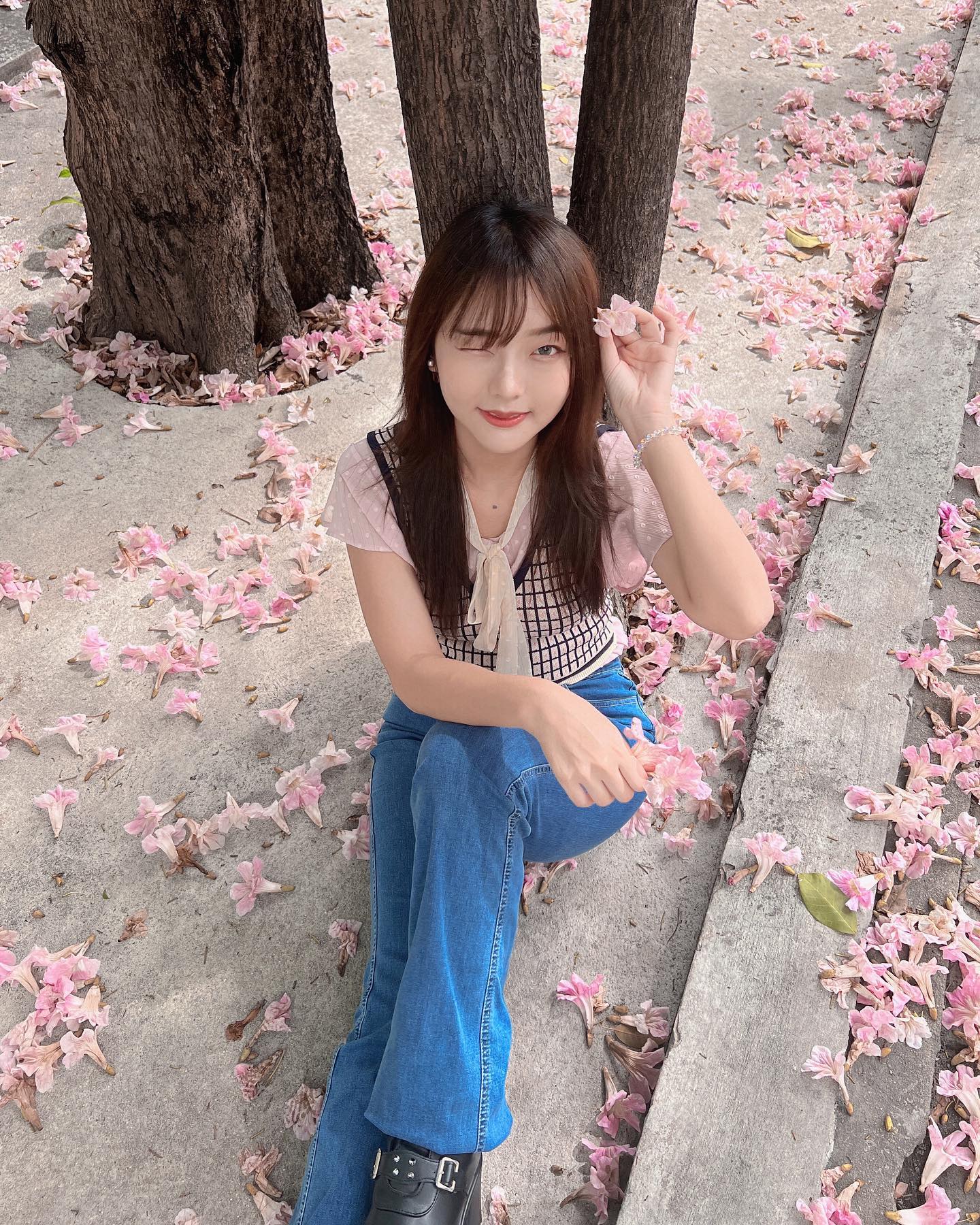 ปิ่นอมยิ้ม ธัญชนก