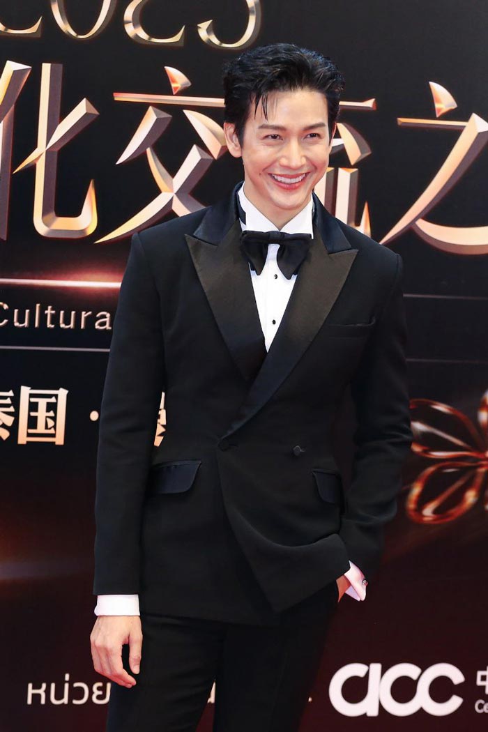 พรมแดง Weibo Cultural Exchange Night in Thailand 2025