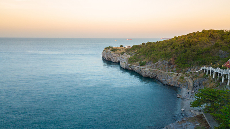 ที่เที่ยวเดือนธันวาคม 2568 เกาะสีชัง