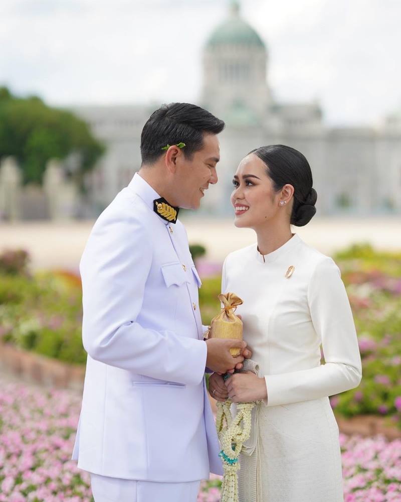 ออม ทายาททิฟฟี่ ดีเจอิฐ รับพระราชทานน้ำสังข์ กรมสมเด็จพระเทพฯ