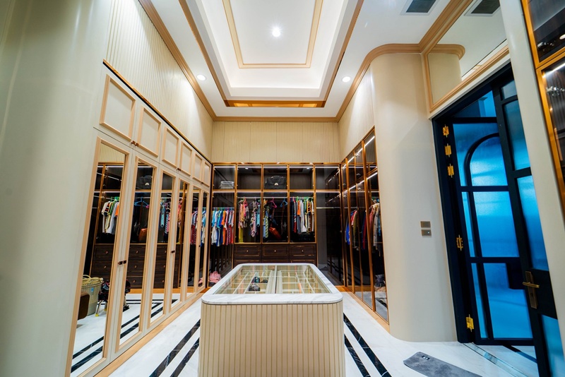 คฤหาสน์หรู