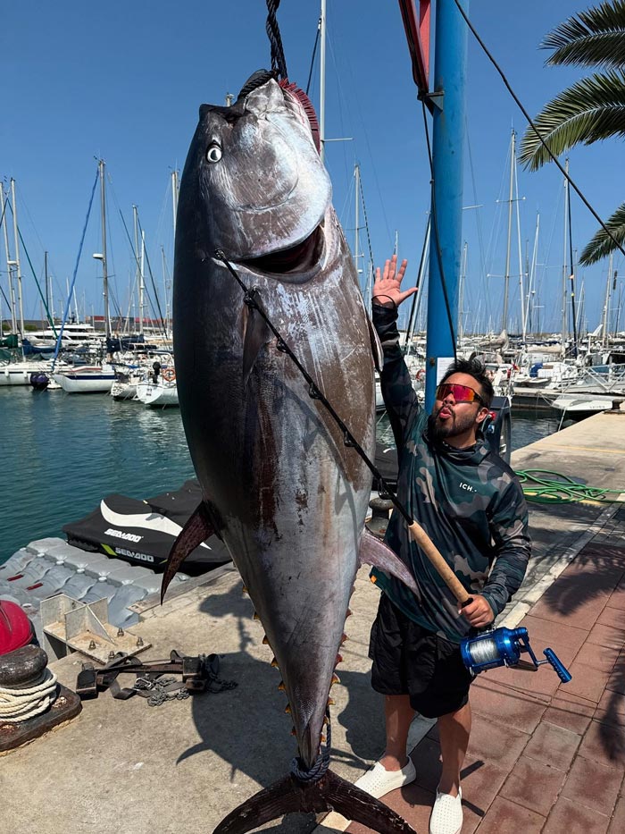 ดีเจภูมิ ตกปลาทูน่ายักษ์