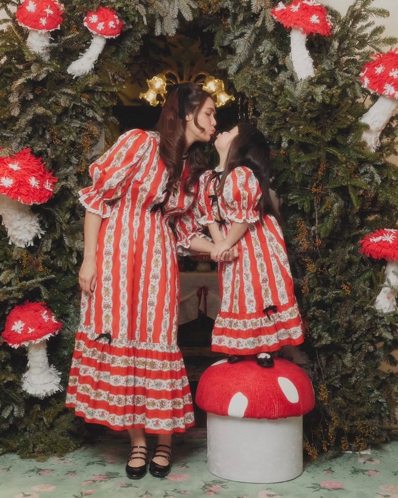 ชมพู่ อารยา