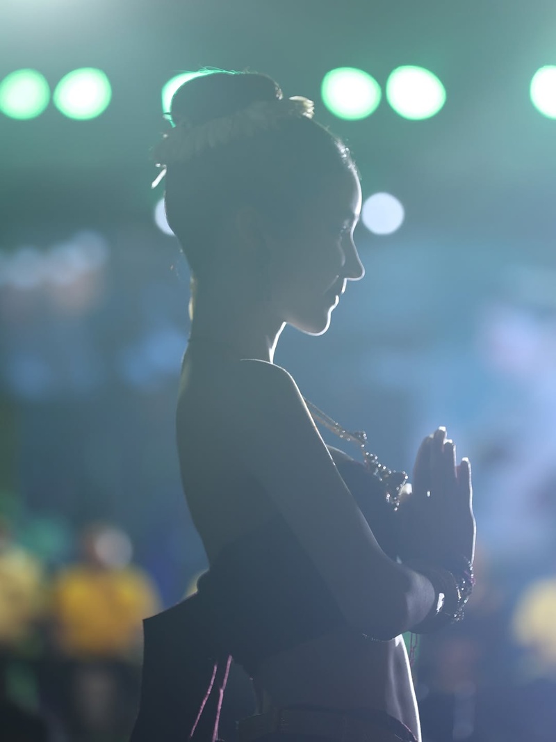 โยชิ รินรดา