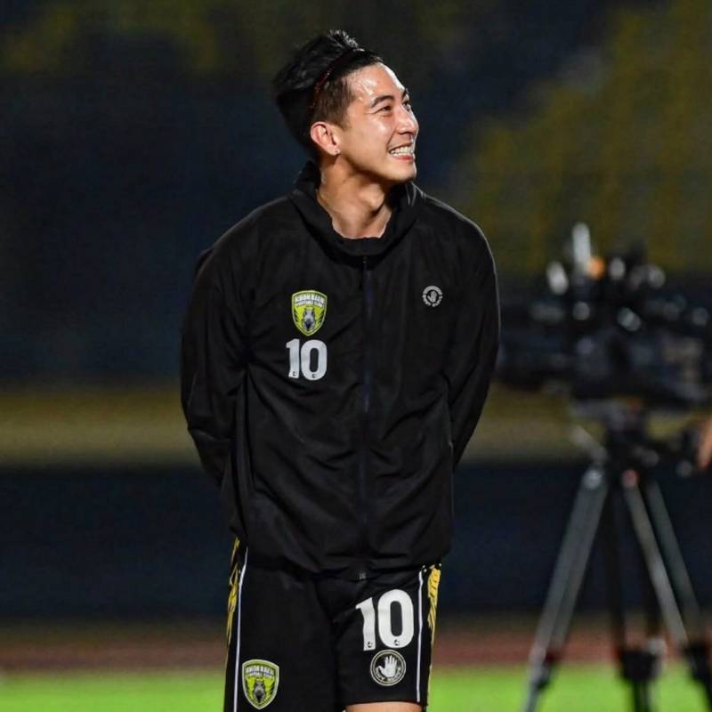 โตโน่ ภาคิน