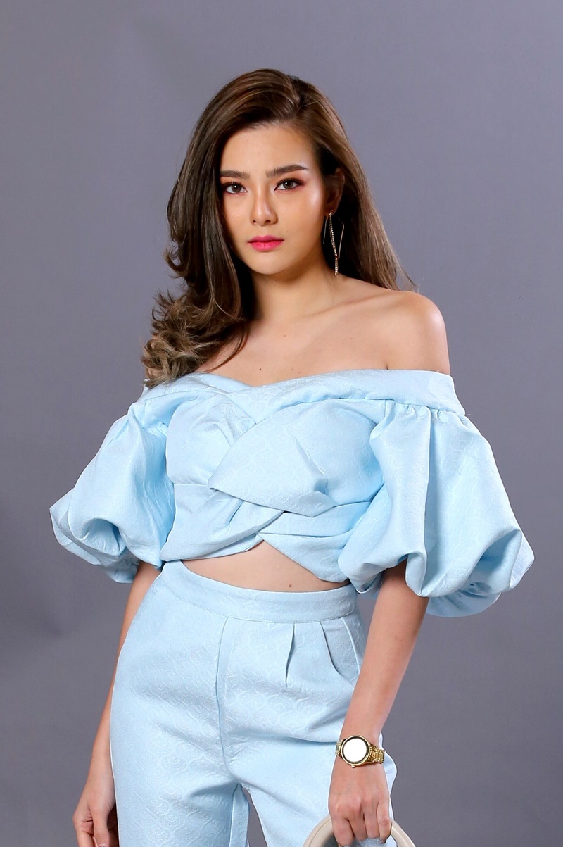 มงกุฎดอกหญ้า