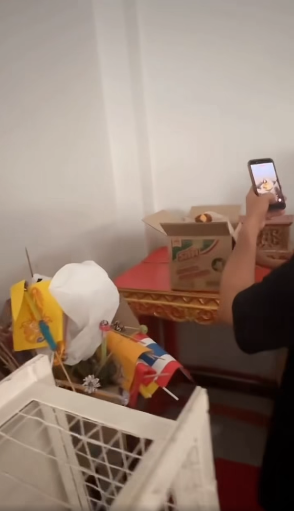 ไอซ์ เมียเหน่ง เหม่งจ๋าย ขอเก็บอัฐิไว้ 100 วัน