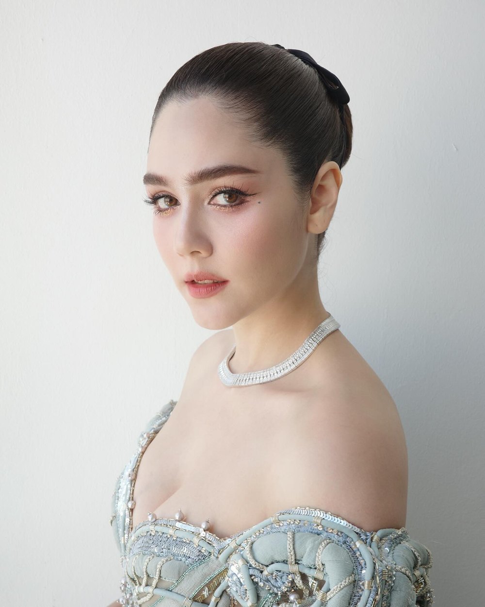 ชมพู่ อารยา เปิดลุค 4 เดินพรมแดงเมืองคานส์ 2025 สวยสง่าปนเซ็กซี่