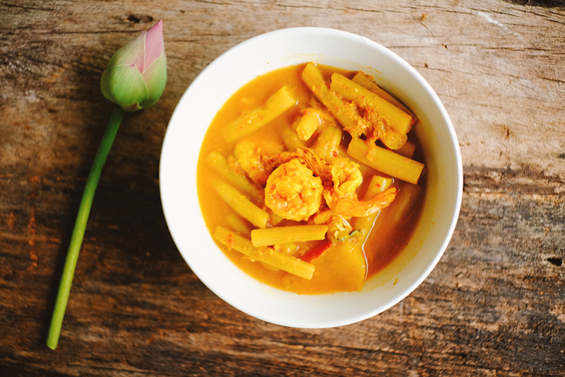 แกงส้มสายบัว