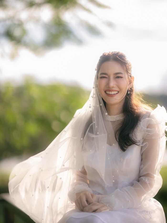 น้ำหวาน กรรณาภรณ์ เอาชุดแต่งงานแม่มาถ่ายการ์ดงานแต่ง 